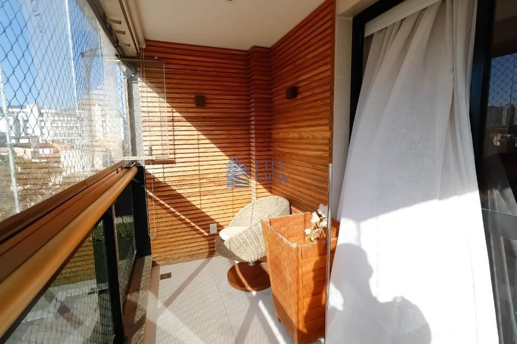 Dishwasher in a 4-bedroom apartment, 280 m² — photo 22