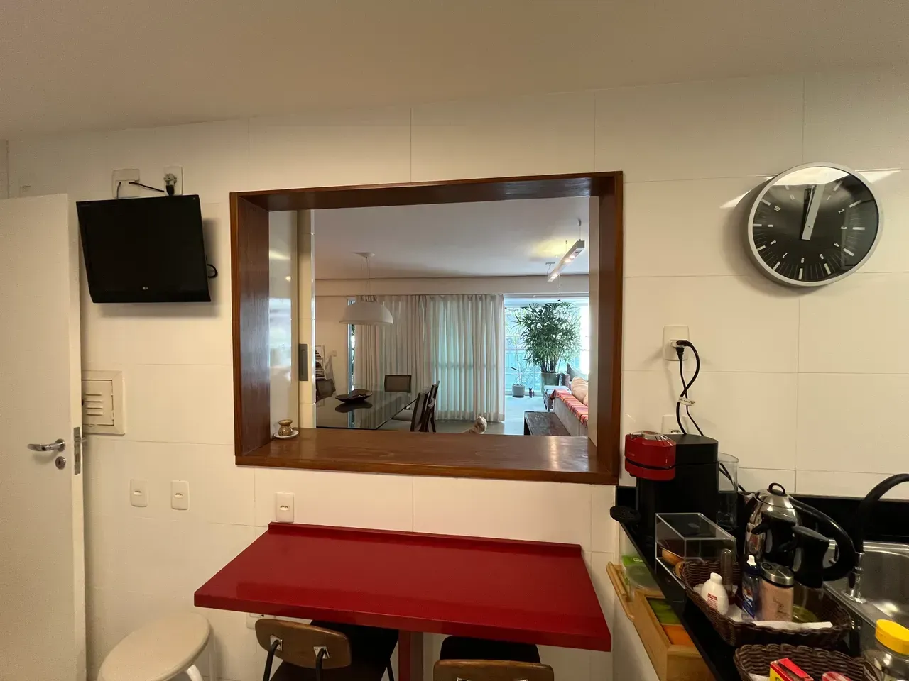 Furnished apartment, 240 m², with a washing machine — photo 17