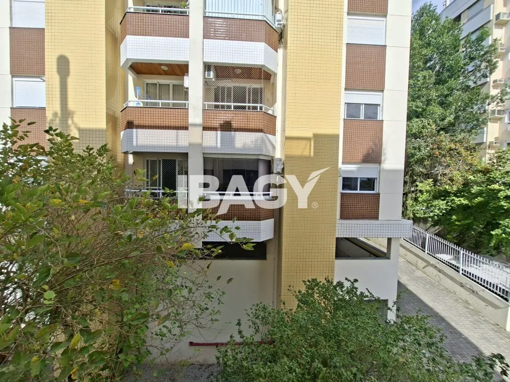 Furnished 2-bedroom apartment with a balcony — photo 19