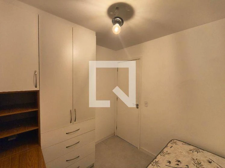 3-bedroom apartment with a glass-enclosed balcony — photo 32