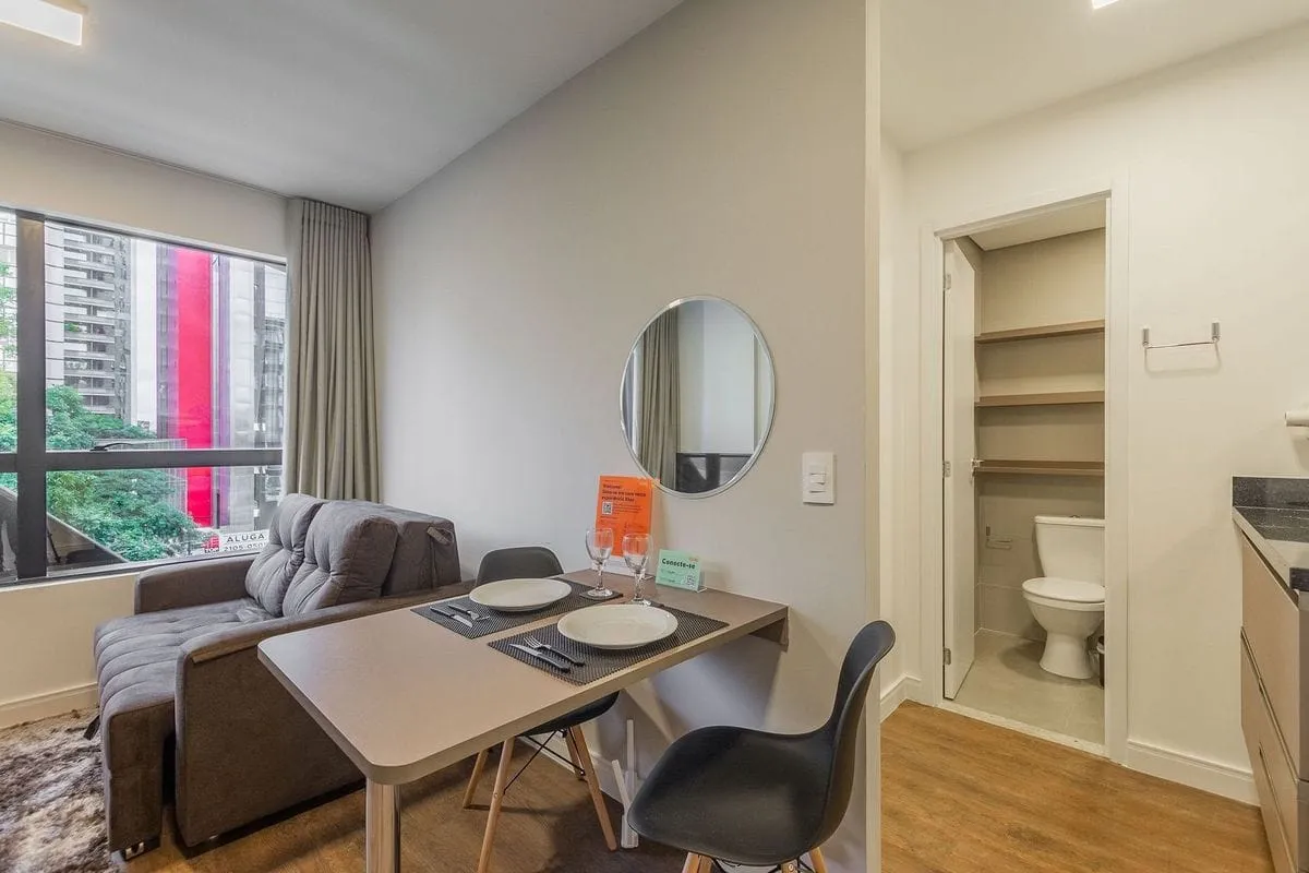 Apartment on the 5th floor with wood or laminate floors — photo 2