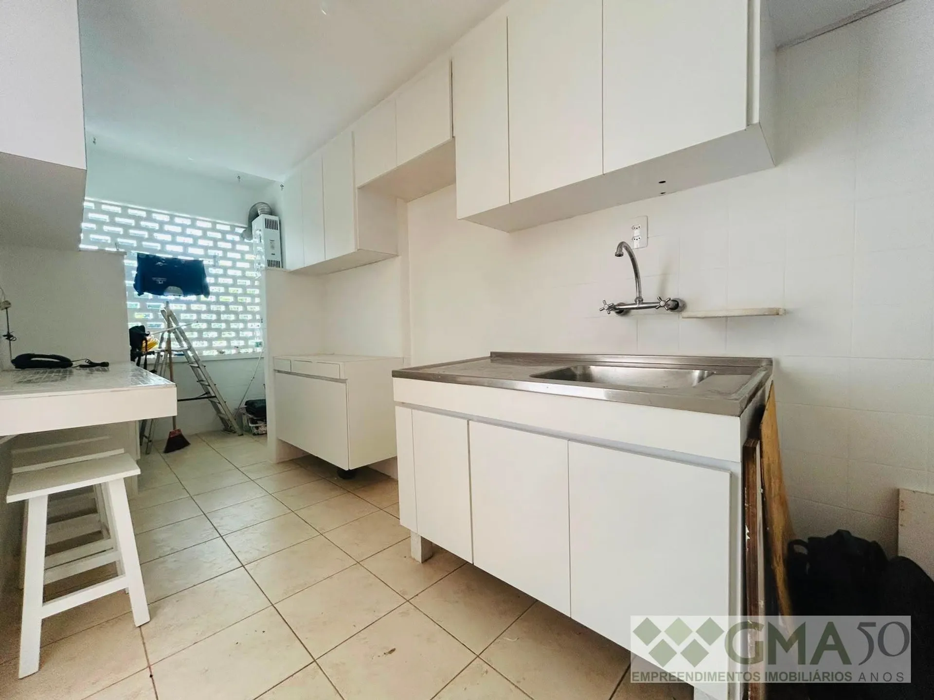 Rental apartment with 3 bedrooms and 3 bathrooms — photo 28