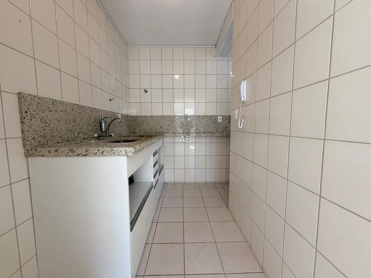 Apartamento para locação com cozinha a gás e 2 quartos — photo 2