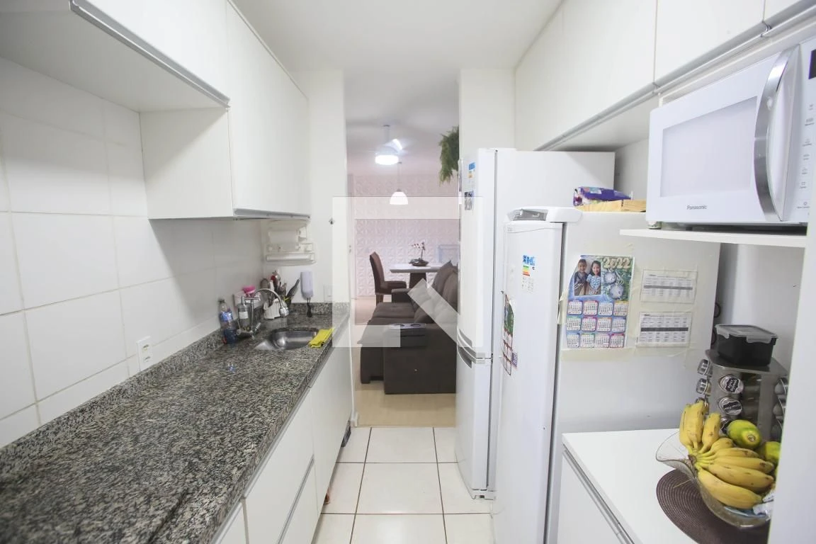 Apartamento com 2 quartos e cozinha fechada — photo 22