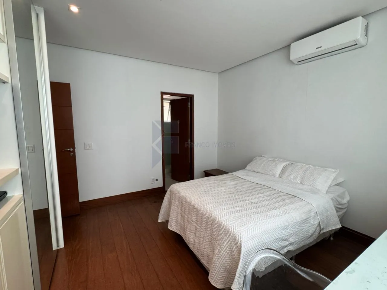 4 quartos e vista para a água: apartamento de 380 m² — photo 9