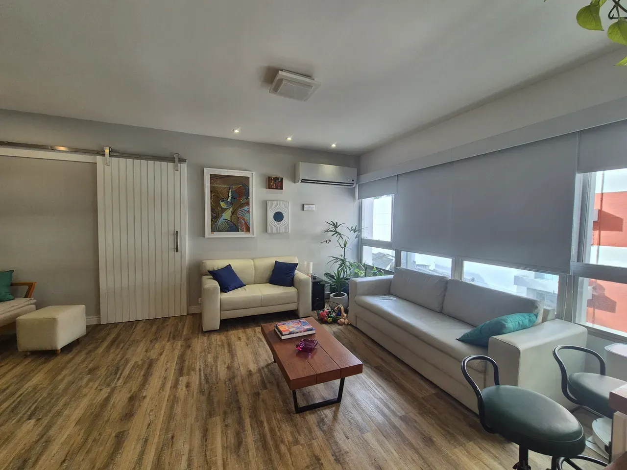 90 m² apartment with a home office and a washing machine — photo 21
