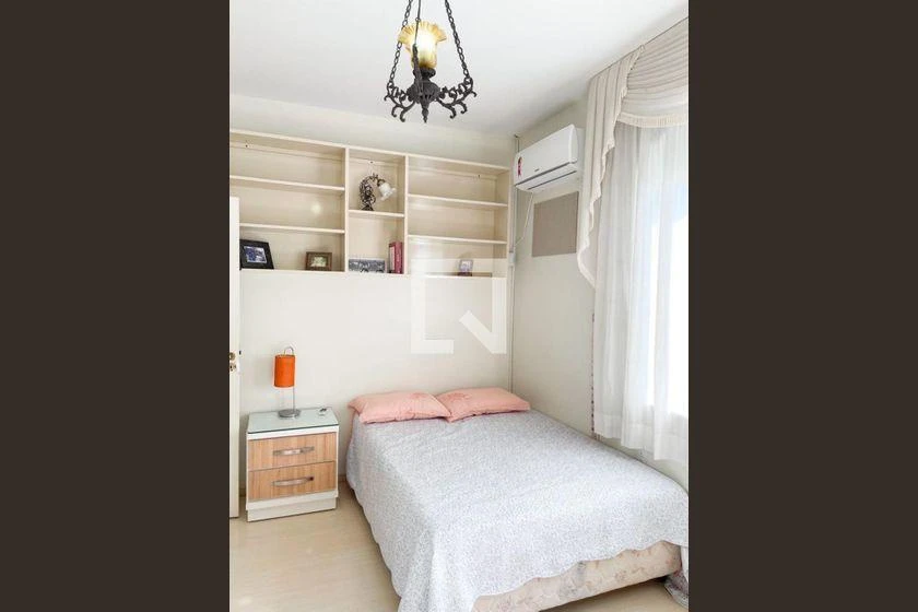 Furnished house with 5 bedrooms and a gas stove — photo 4