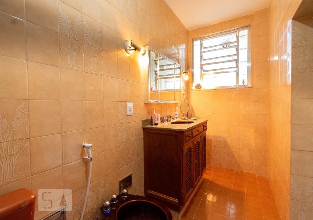 Furnished 4-bedroom house with private garden — photo 60