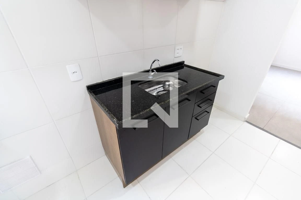 2-bedroom apartment with 1 bathroom and no parking — photo 44