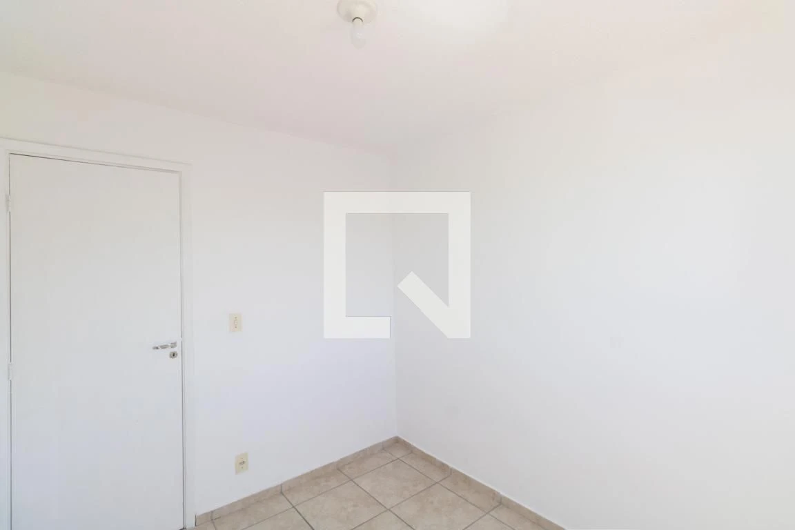 Apartamento sem mobília de 2 quartos com vaga e cozinha aberta — photo 46