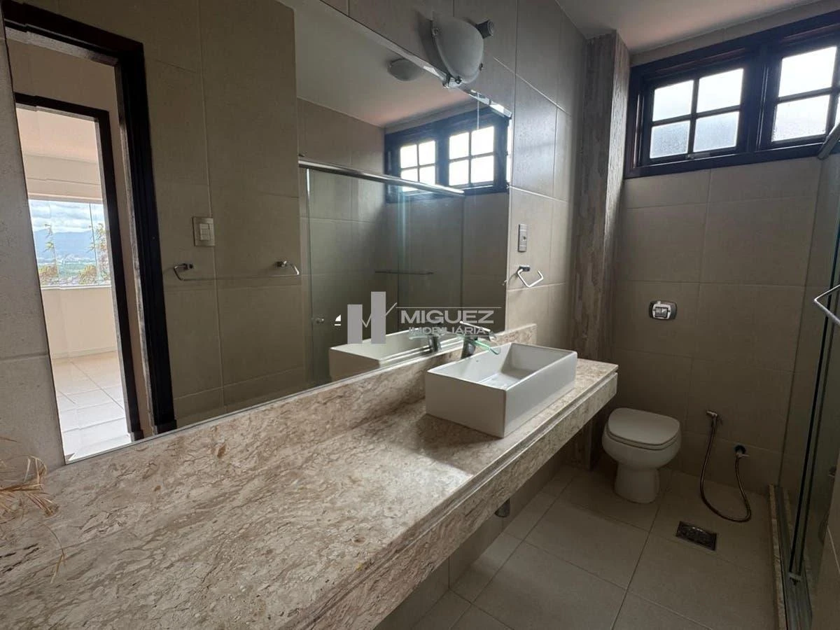 Water view in a 4-bedroom house, 340 m² — photo 14
