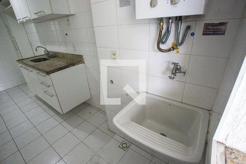 Квартира 60 м² з балконом із грилем та заскленим балконом — photo 22