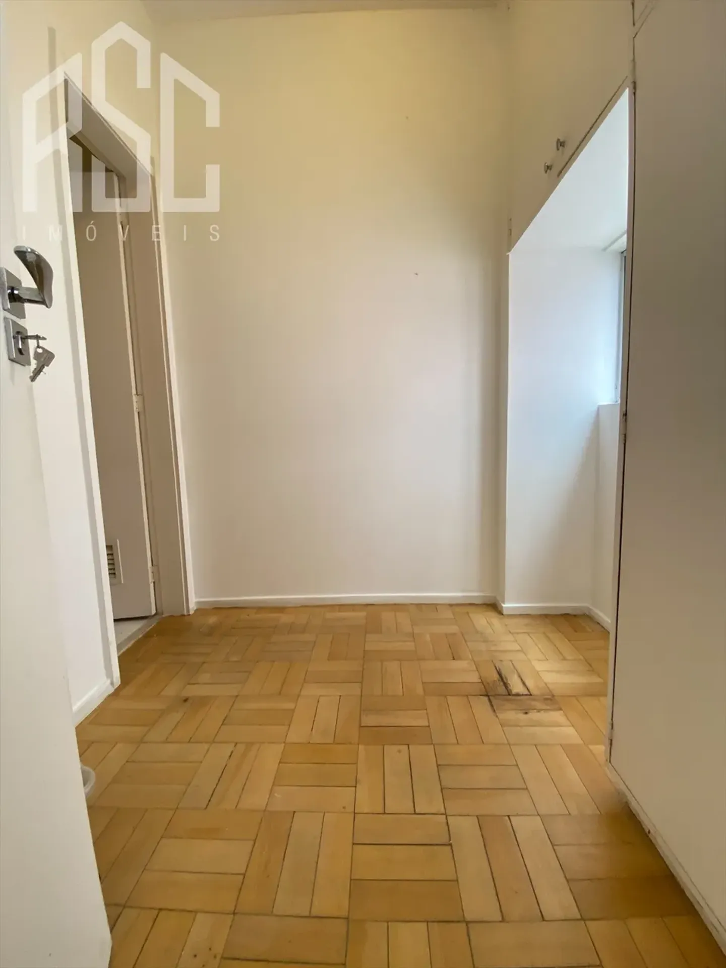 145 m² duplex penthouse with 2 bedrooms and 3 baths — photo 35