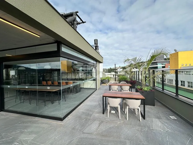 Furnished 33 m² studio with 1 bedroom and 1 bathroom — photo 26