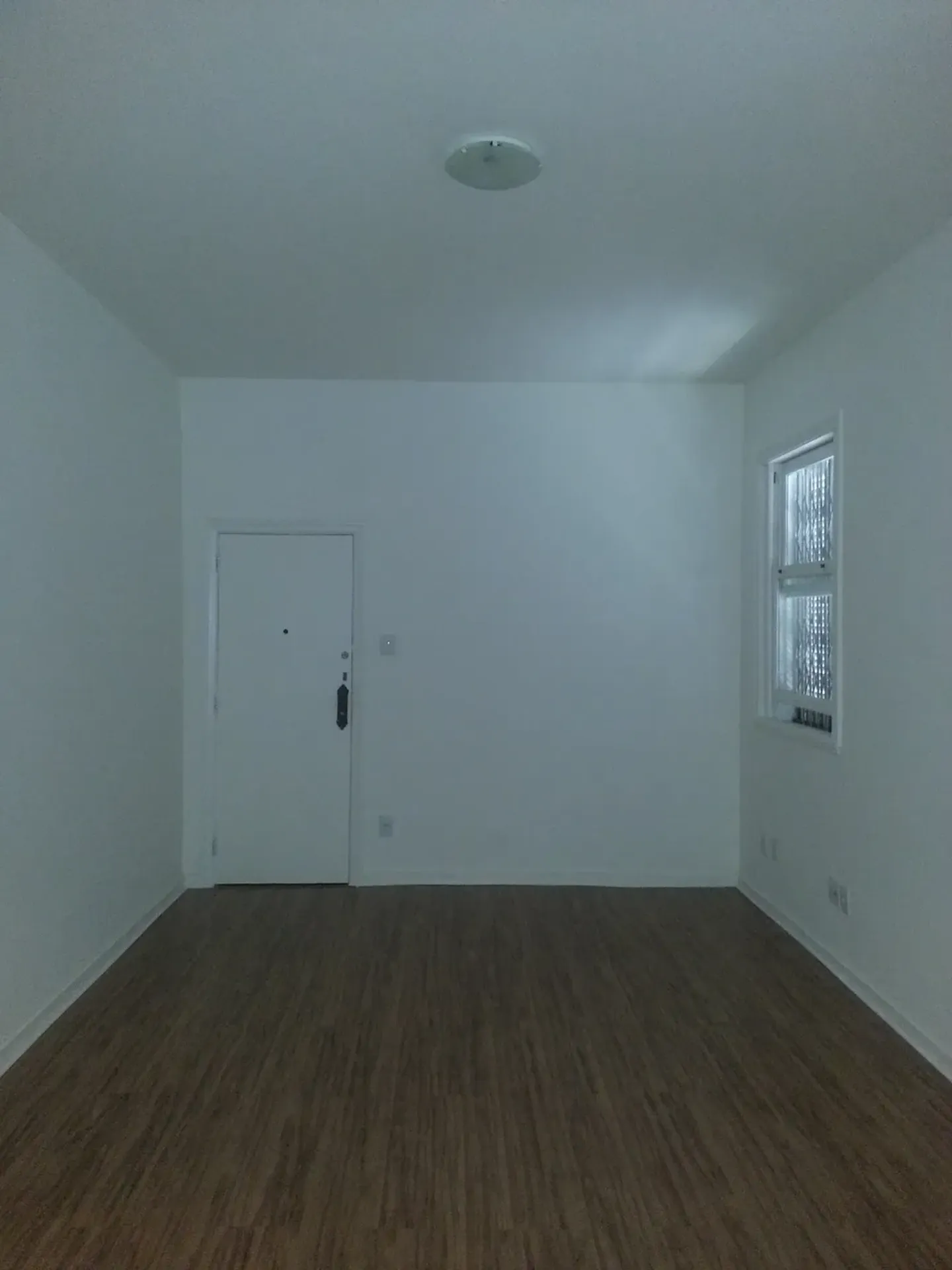 Apartment, 80 m², with wood or laminate floors — photo 11