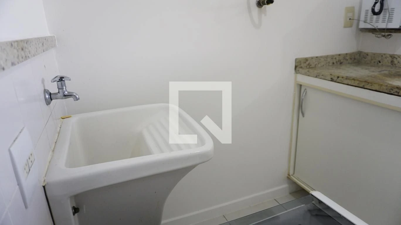 Стиральная машина и 1 спальня: квартира 42 м² — photo 25