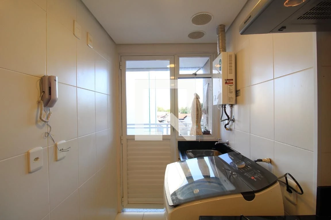Собственный бассейн и 2 спальни: квартира 64 м² — photo 53