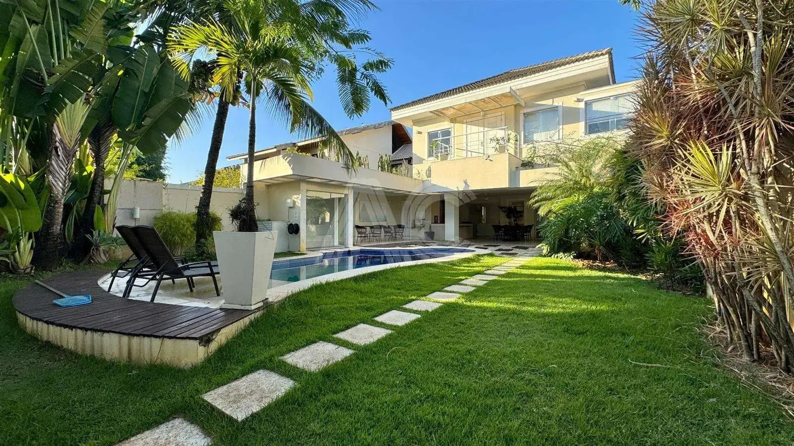 Casa em condomínio com 4 suítes e jardim privativo — photo 13