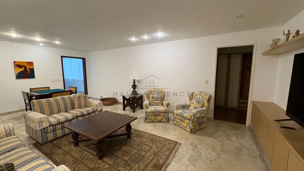 4-bedroom apartment with 4 bathrooms and 350 m² — photo 8