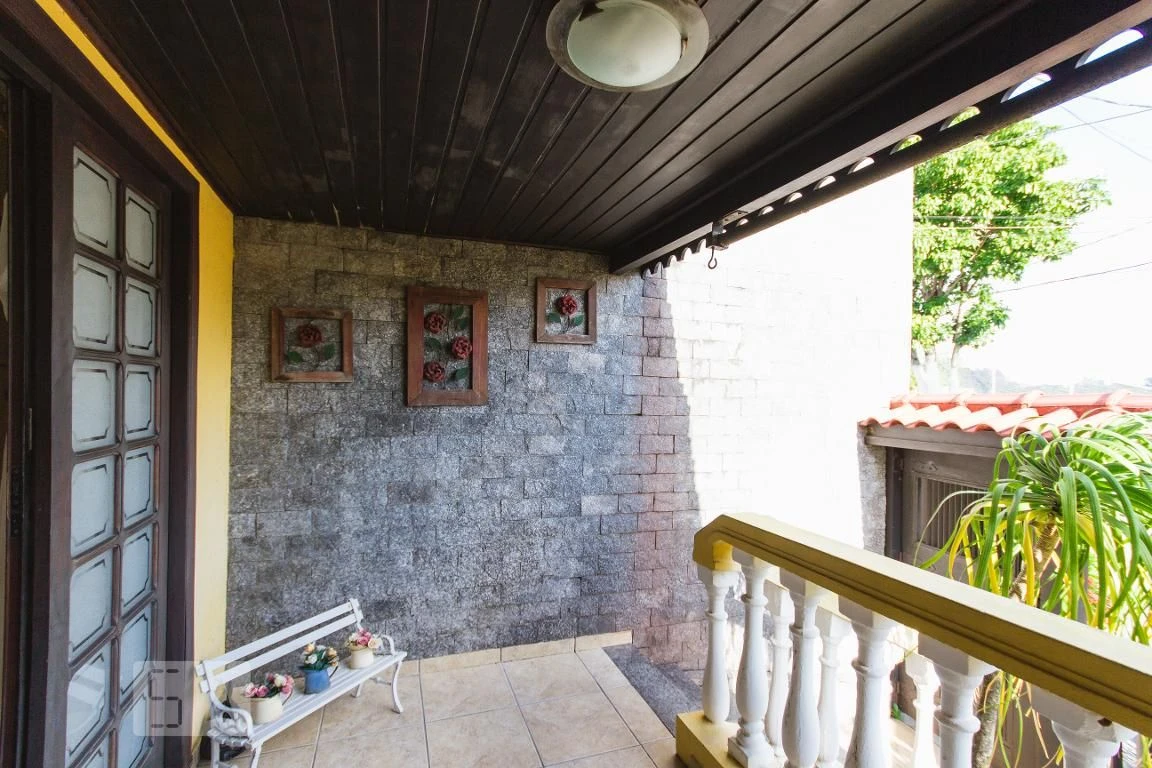 Furnished house with 4 bedrooms and 2 en-suites — photo 10
