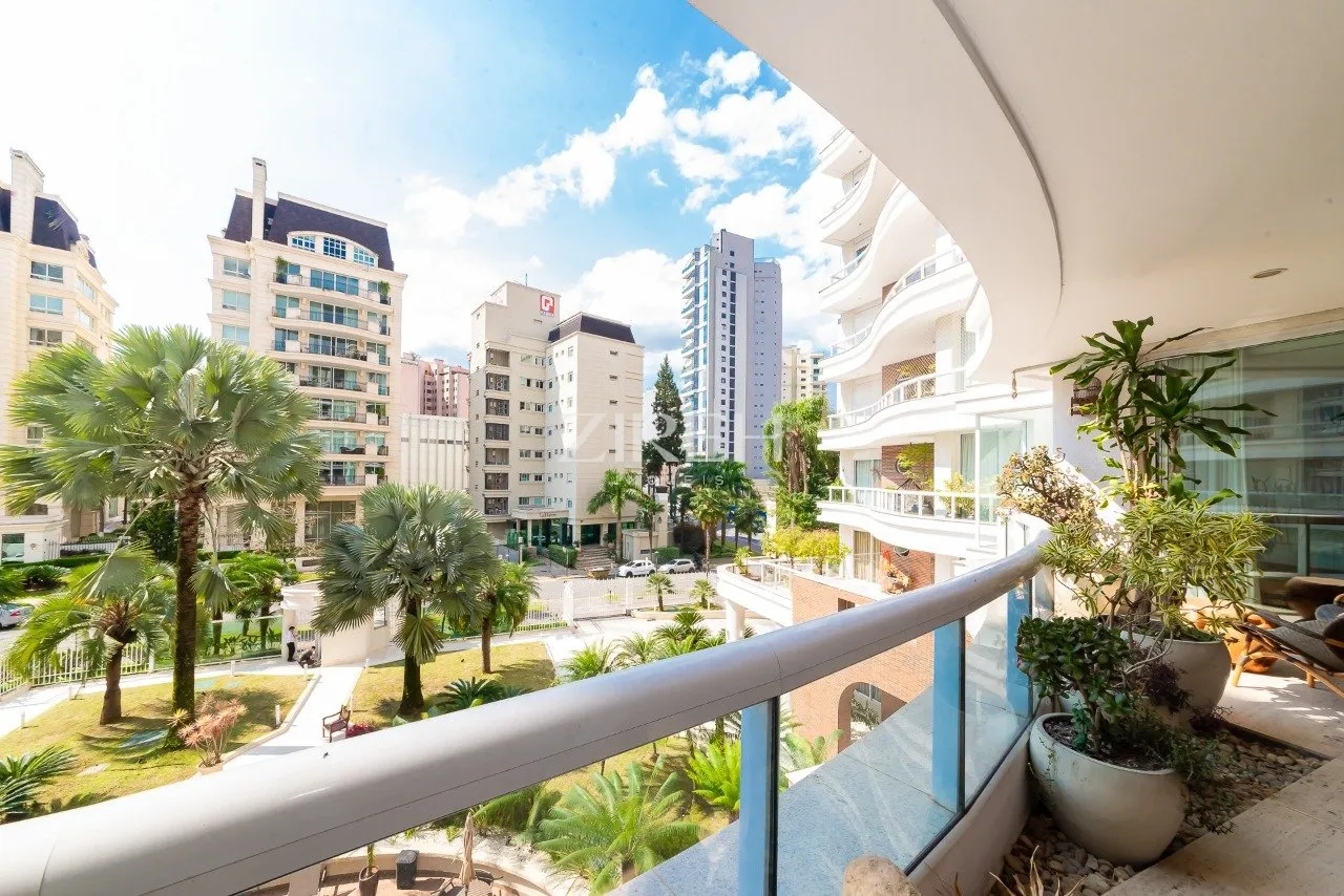 3-bedroom apartment with a home office — photo 8