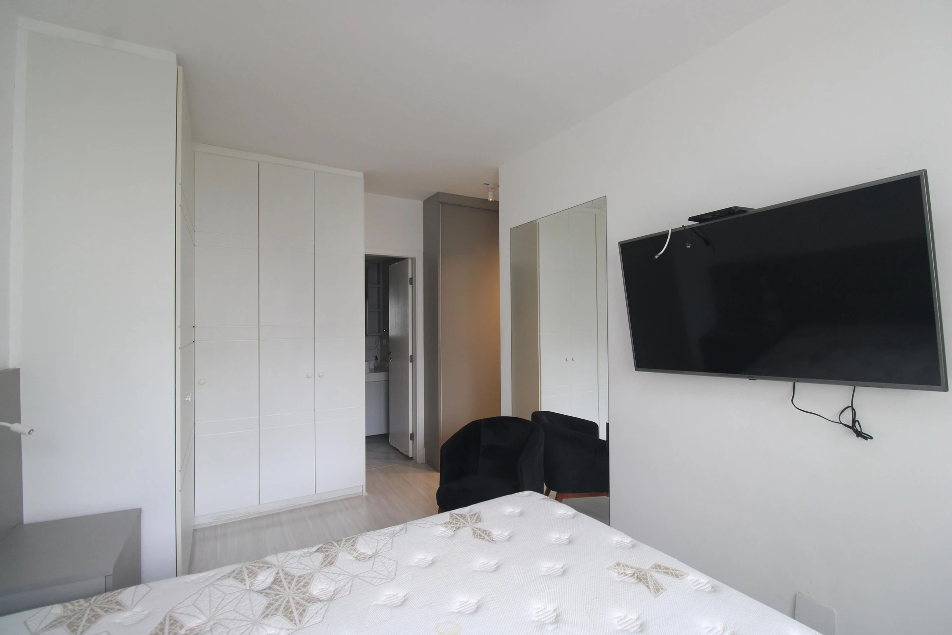 Apartamento mobiliado de 2 quartos em condomínio com sauna — photo 61