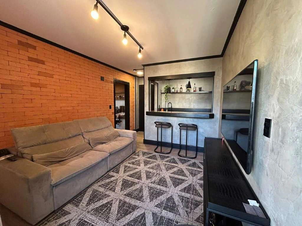Apartamento de 1 dormitorio con cocina abierta y 108 m² — photo 3