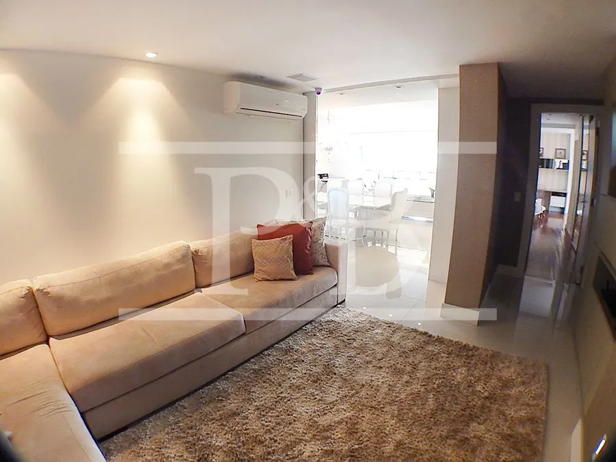 4-bedroom apartment with 319 m² and 4 parking spaces — photo 13