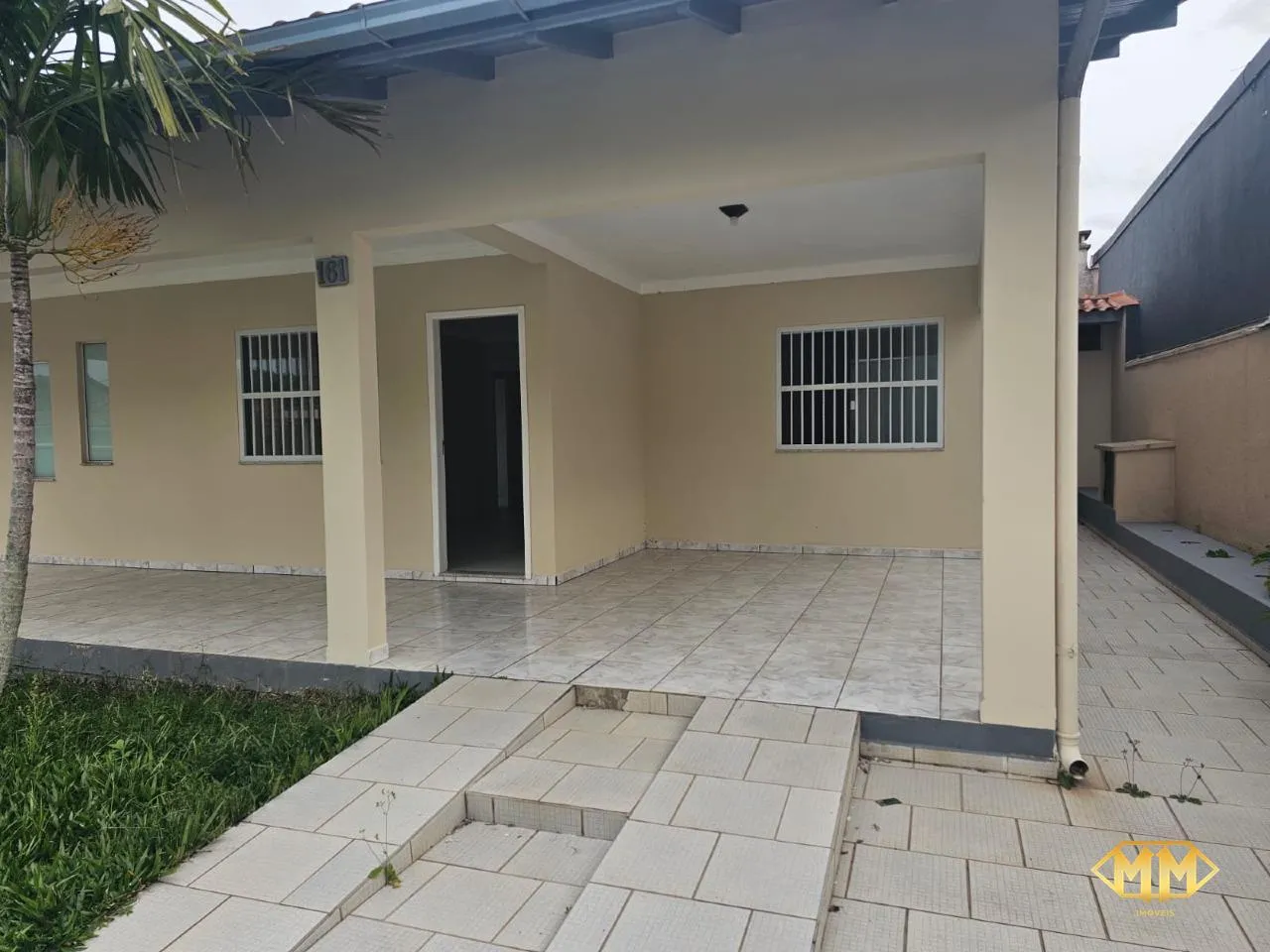 3-bedroom house with a grill on the balcony in Florianópolis — photo 9
