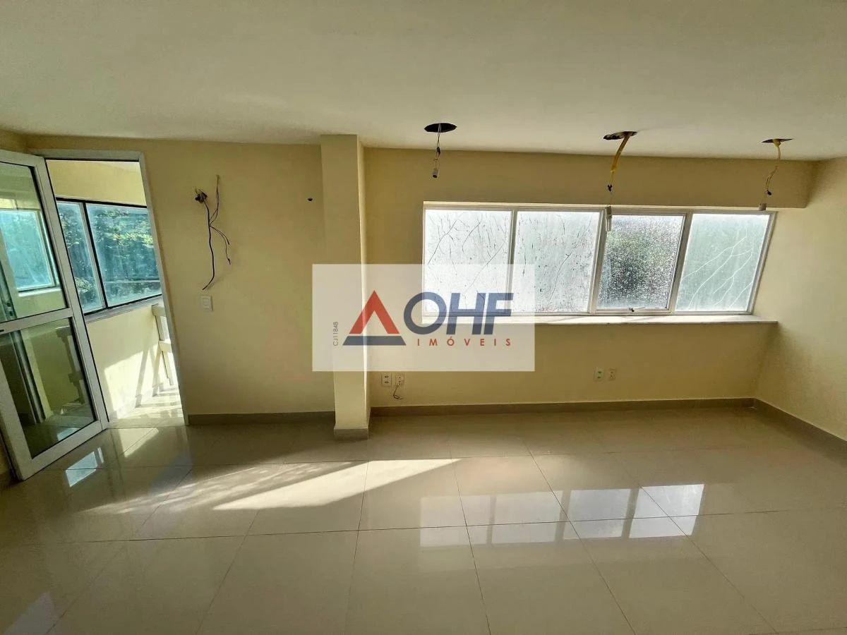 1-bedroom apartment with 300 m² and 6 parking spaces — photo 17