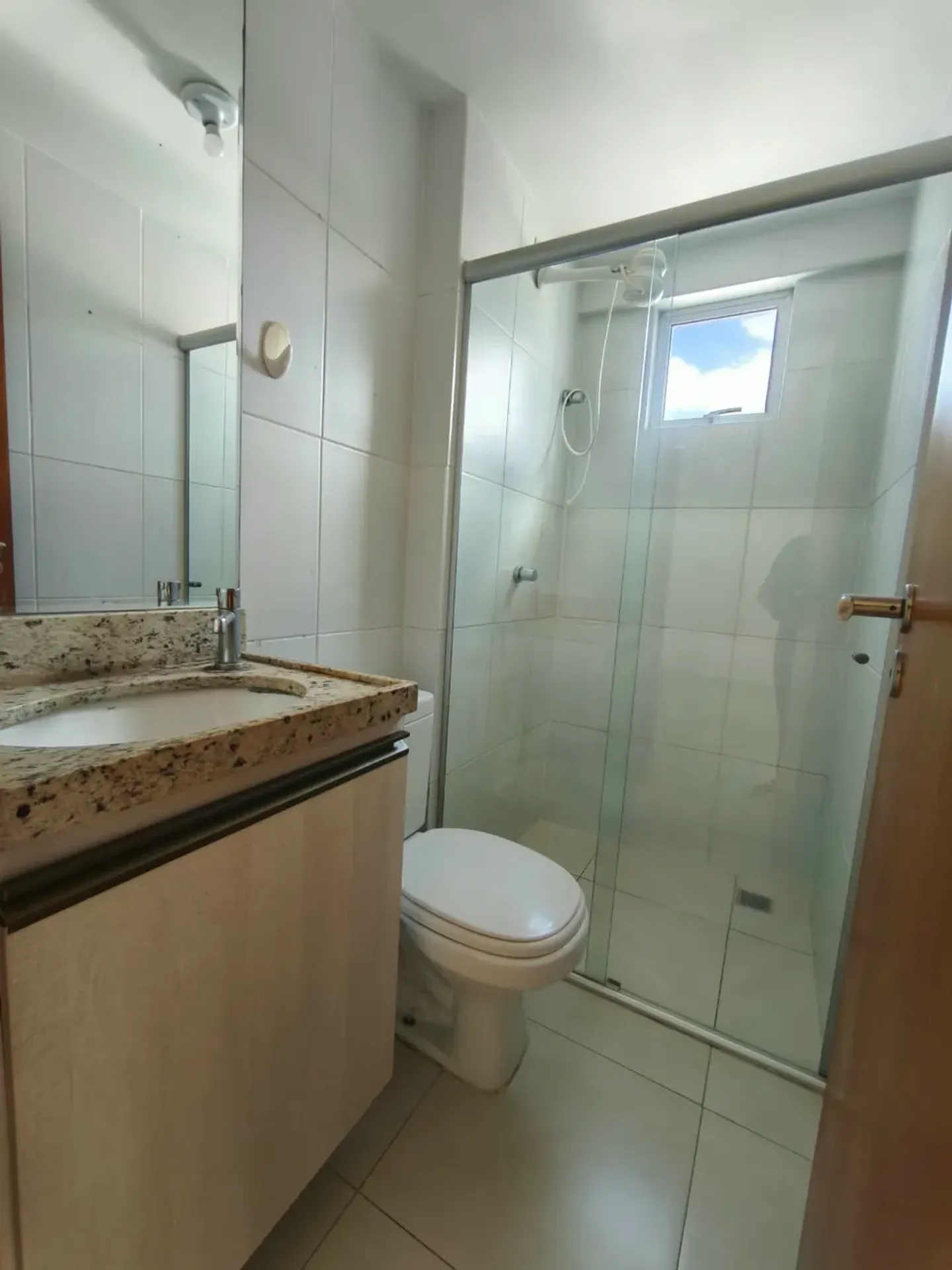 3-bedroom apartment in a building with a sauna — photo 12