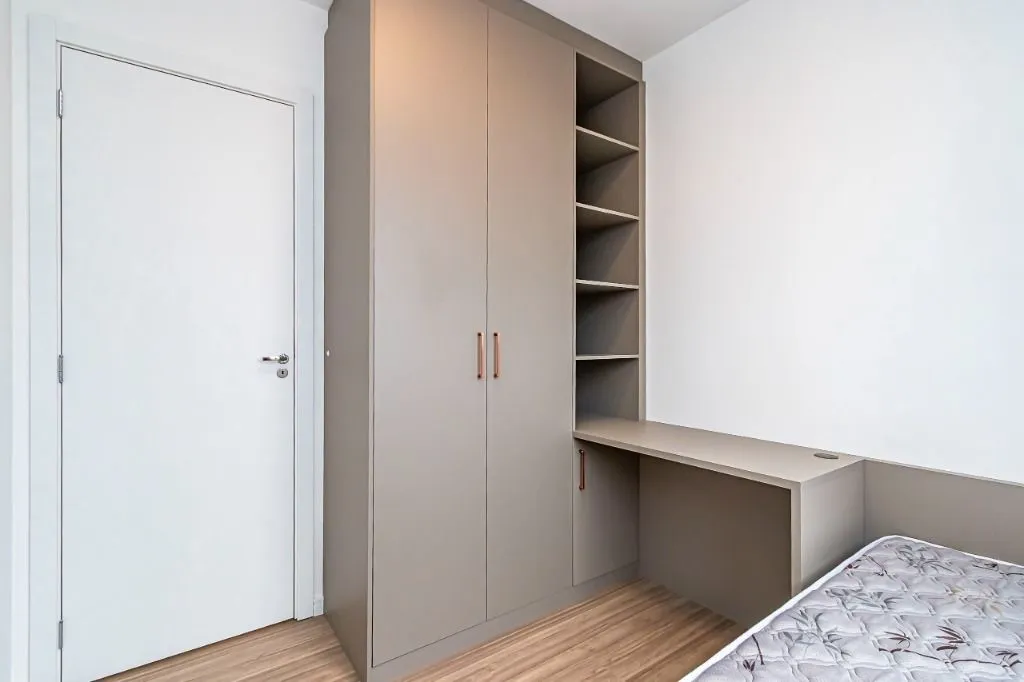 Мебльована квартира 60 м² з 2 спальнями та сюїтом — photo 14