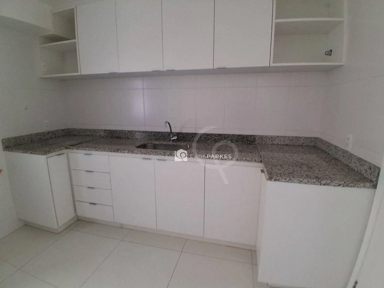 Casa com 3 dormitórios, 140 m² e cozinha fechada