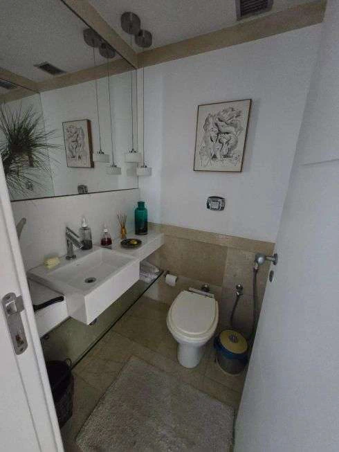 Furnished 200 m² apartment with 4 bedrooms and 3 parking — photo 22