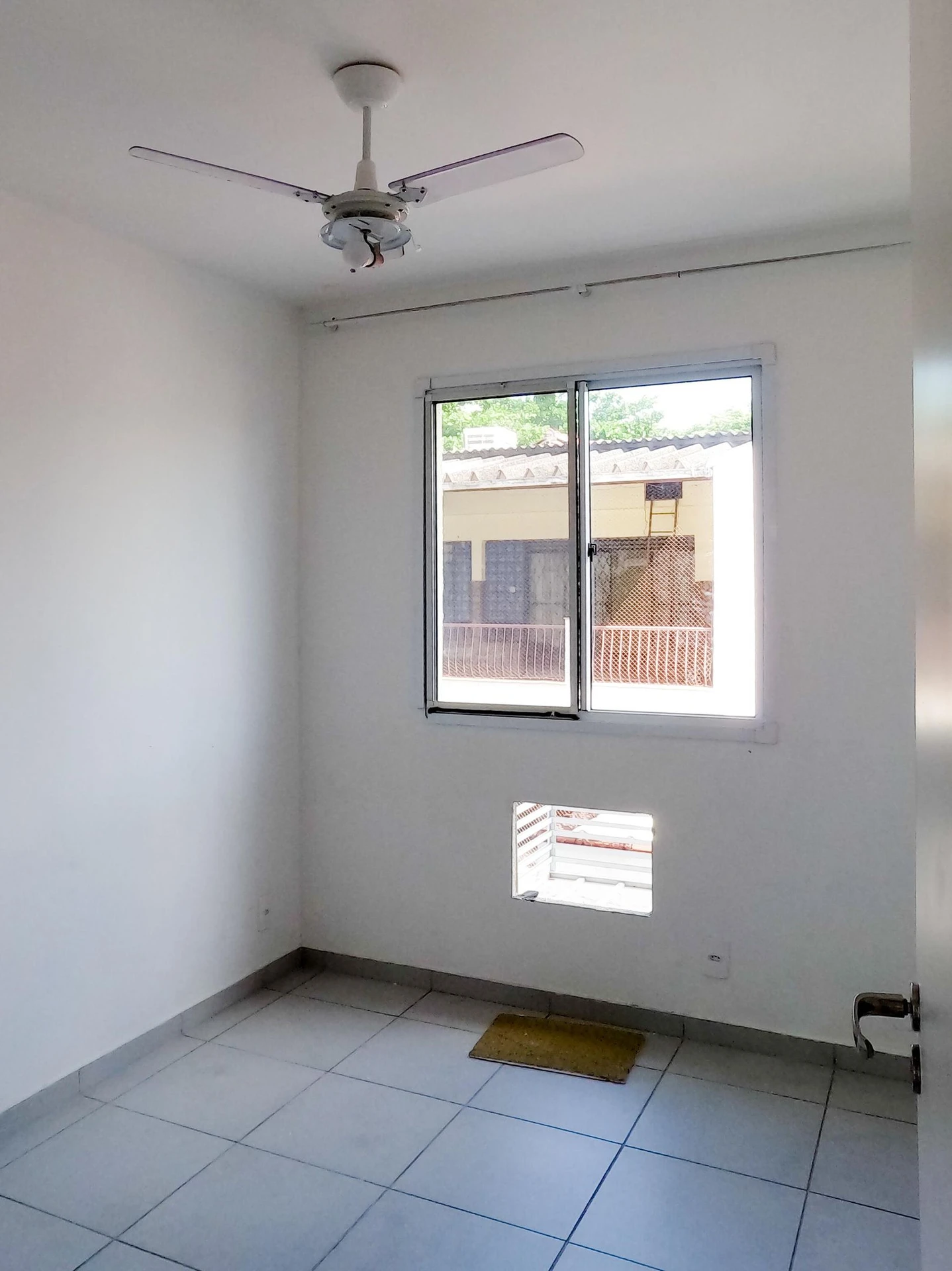 Apartment, 44 m², with a grill on the balcony — photo 26