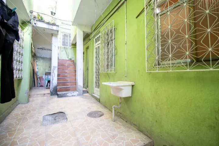 House with 1 bedroom and a separate kitchen — photo 17