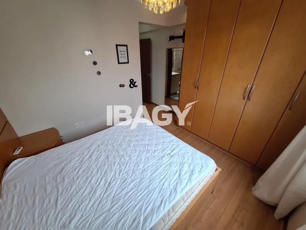 Furnished 93 m² apartment with 2 bedrooms and suite — photo 12