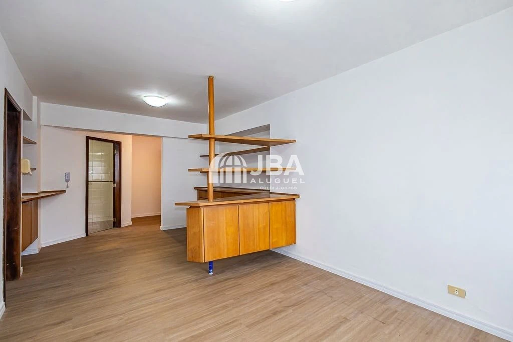2-bedroom apartment with wood or laminate floors in Curitiba — photo 17