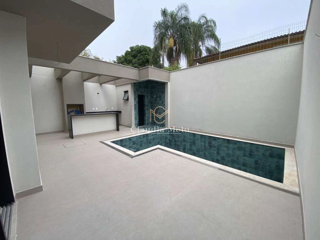 Casa sem mobília com 4 quartos e churrasco privativo — photo 5
