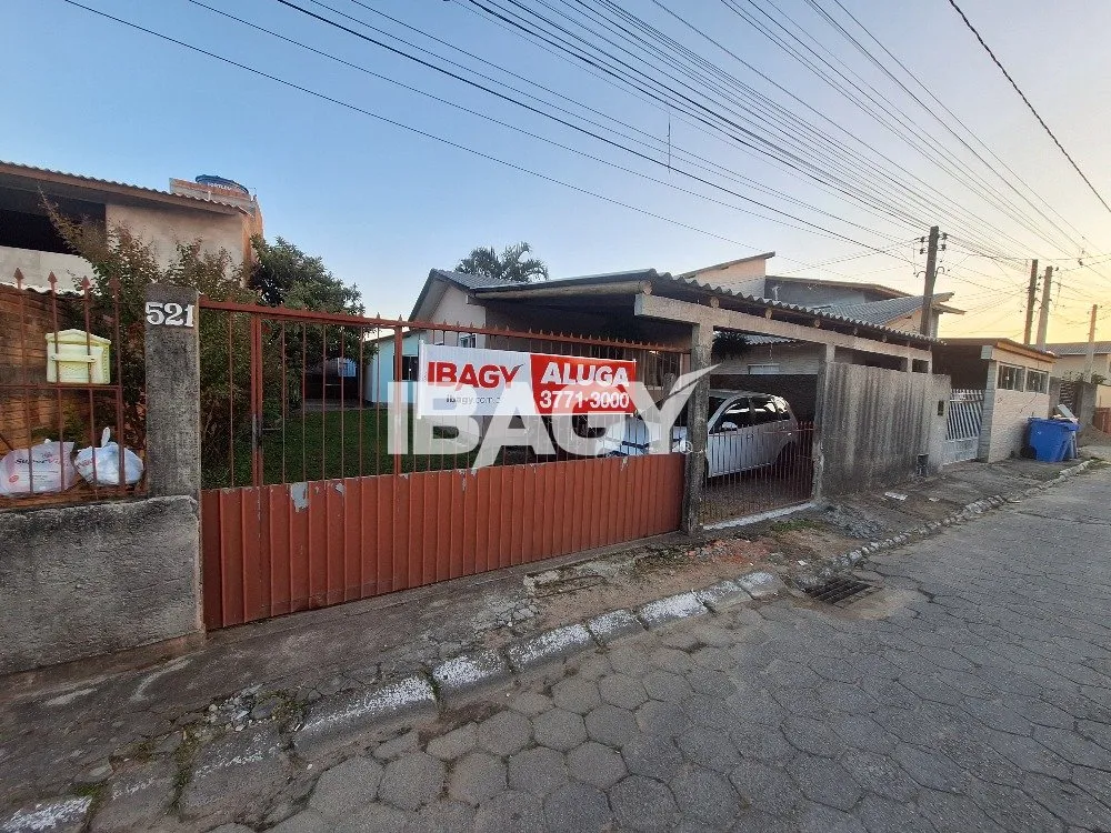 2-bedroom house with balcony BBQ setup — photo 18