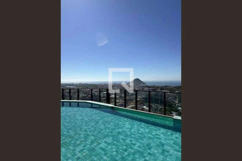 Apartamento de 2 quartos com varanda de vidro 146 m² — photo 3