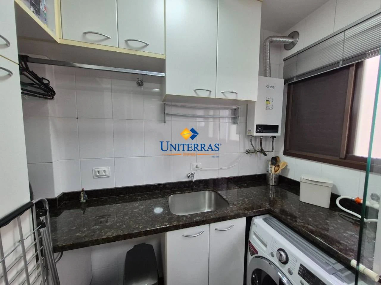 Furnished apartment, 74 m², with a grill on the balcony — photo 5