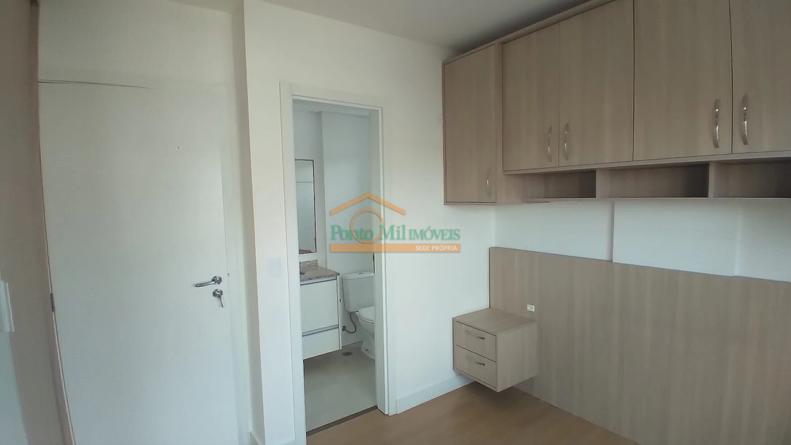 Apartamento com churrasqueira privativa, Novo Mundo — photo 28