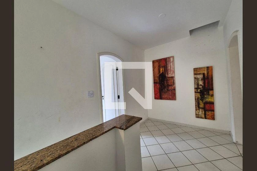 600 m² house with a washing machine and a home office — photo 2