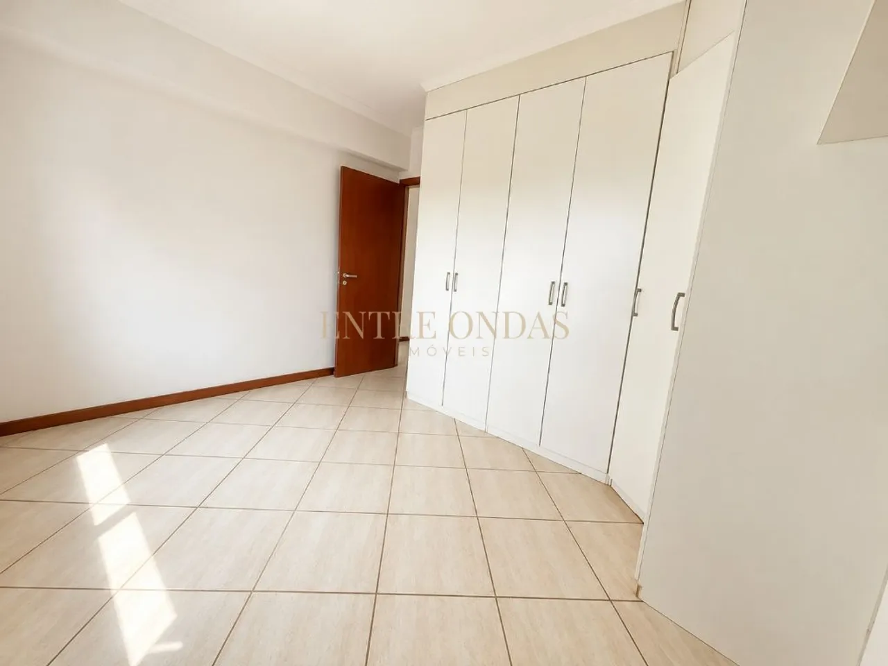 One-bedroom, 46 m² apartment in Florianópolis — photo 8