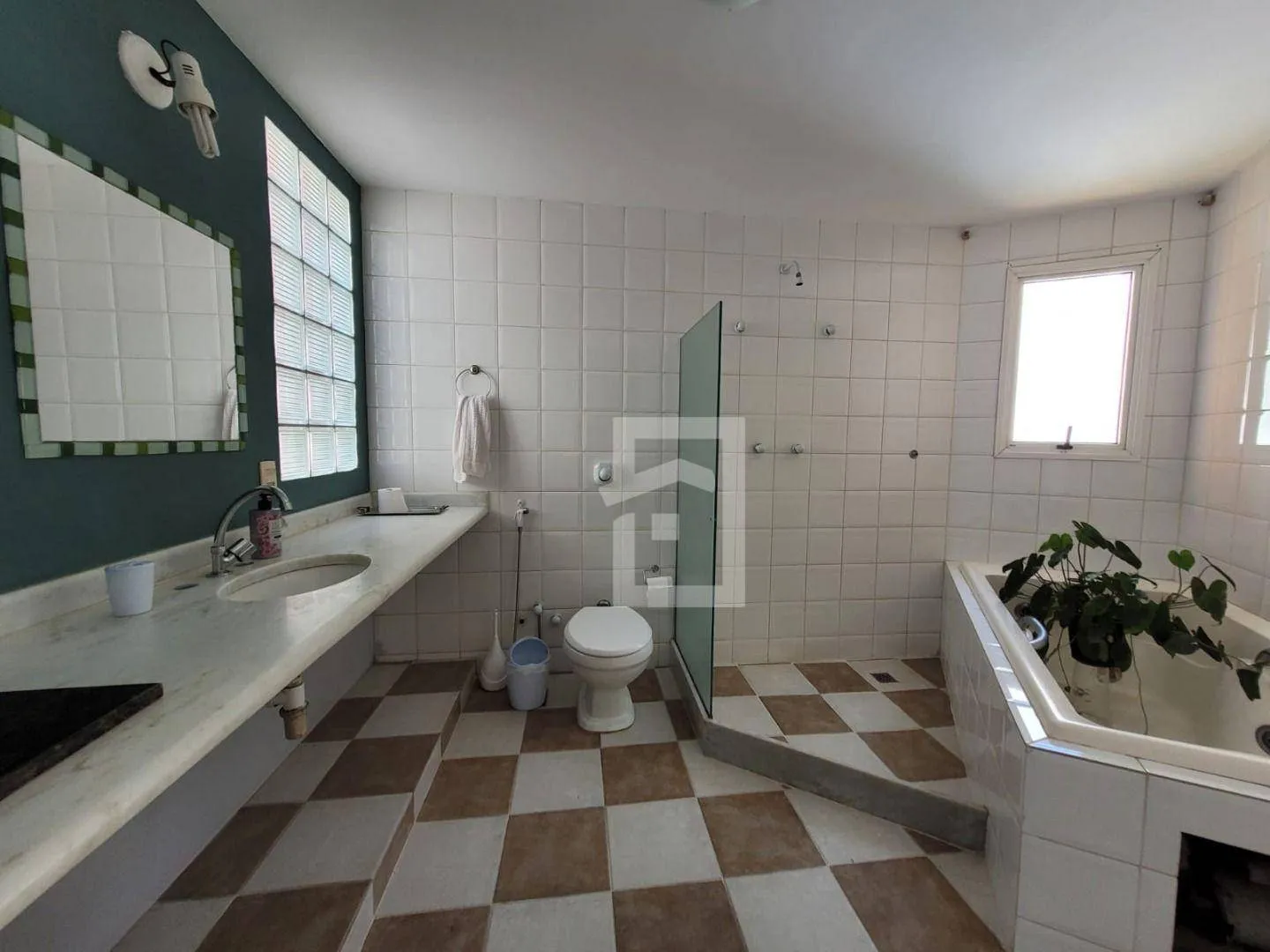 Furnished triplex house with 4 bedrooms 4 baths and 3 parking — photo 33