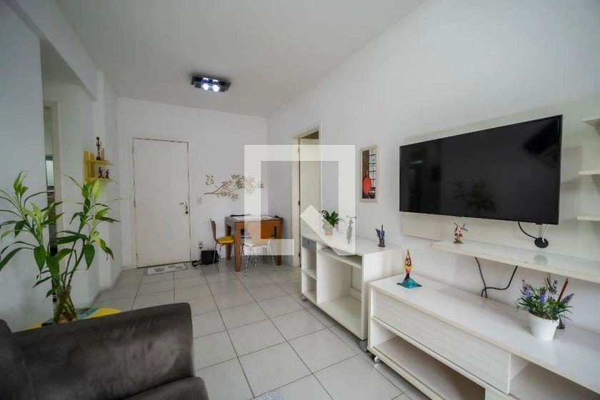 Apartamento mobiliado com 2 quartos e varanda — photo 6