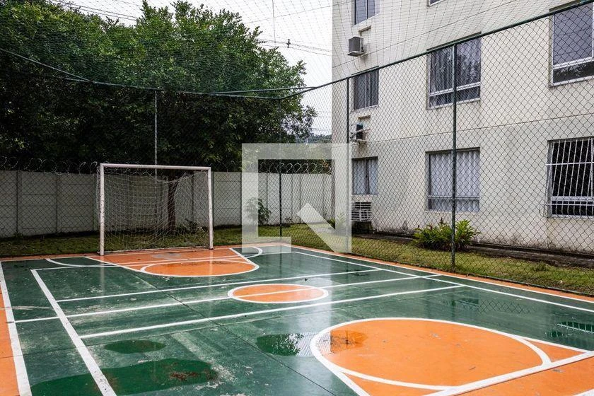Apartamento para aluguel com 2 quartos e 1 banheiro — photo 17