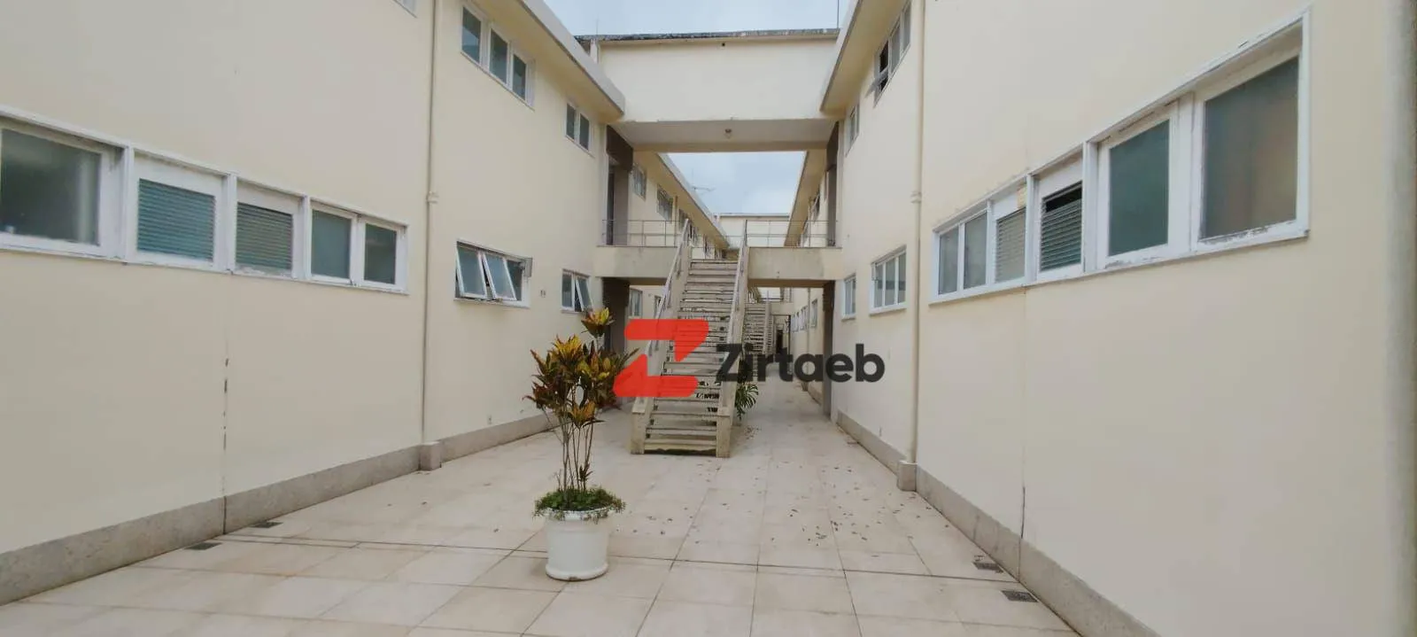 Apartment with 2 bedrooms, 1 bath and 1 parking spot — photo 36