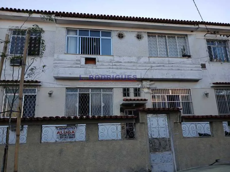 Unfurnished apartment with gas stove kitchen: 2 bedrooms, 1 bath — photo 7